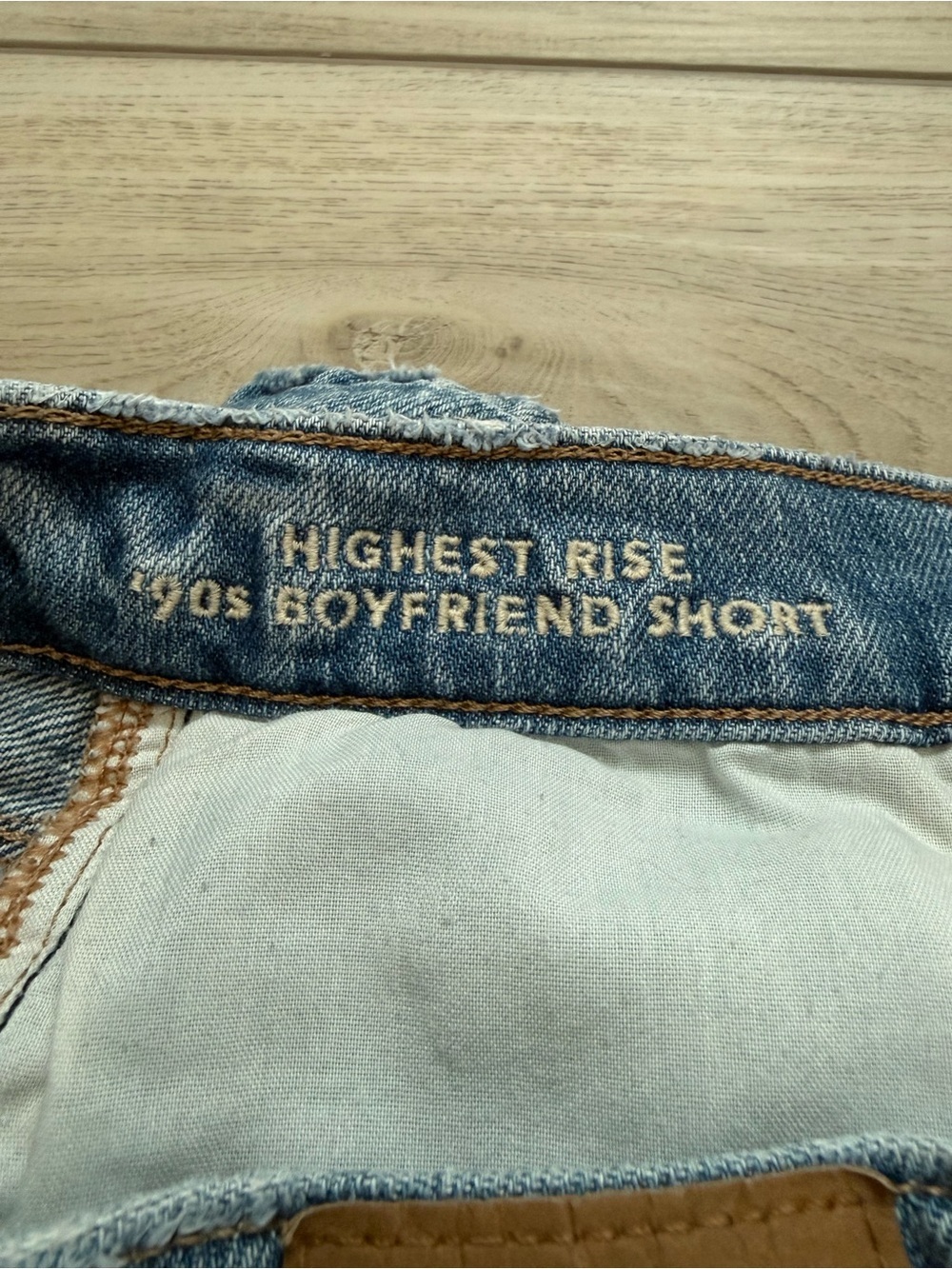 American Eagle Highest Rise 90’s Boyfriend Short - Picture 5 of 6